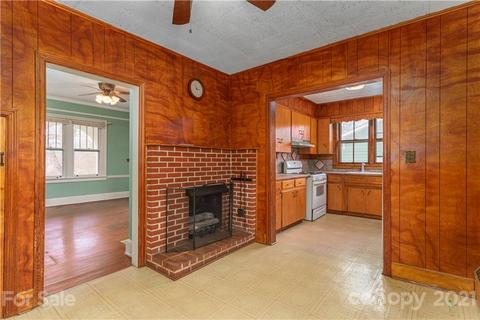 5 Bailey St, Canton, NC 28716 photo 11