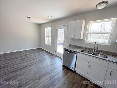 1456 Mayfair Dr, Conover, NC 28613 photo 7