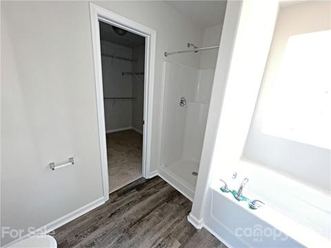 1456 Mayfair Dr, Conover, NC 28613 photo 11