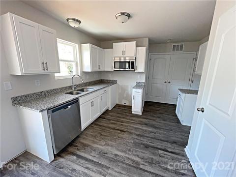 1456 Mayfair Dr, Conover, NC 28613 photo 5