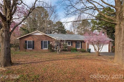 2008 Barkley Cir, Monroe, NC 28112 photo 1