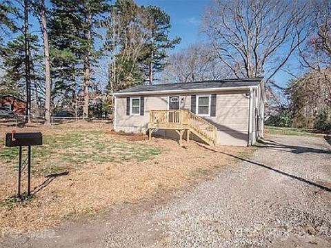 2107 Union St, Monroe, NC 28110 photo 1