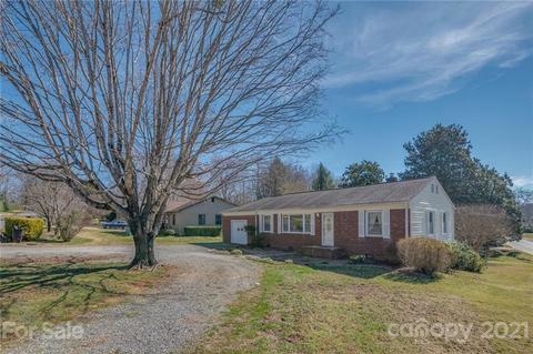 20 E Constance St, Columbus, NC 28722 photo 1