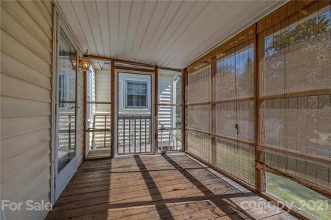 20 E Constance St, Columbus, NC 28722 photo 21