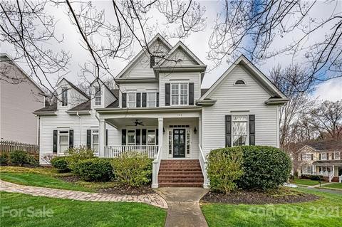 143 Spencer St, Davidson, NC 28036 photo 1