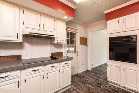 4020 Herman Sipe Rd, Conover, NC 28613 photo 20
