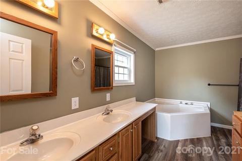 4020 Herman Sipe Rd, Conover, NC 28613 photo 29