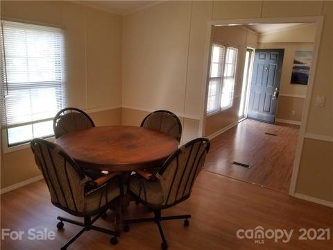 101 E Trace Dr, Newton, NC 28658 photo 8