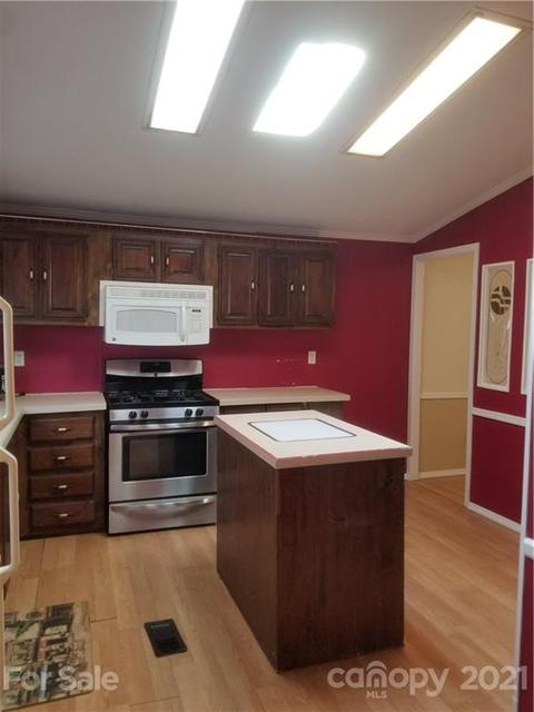 101 E Trace Dr, Newton, NC 28658 photo 13