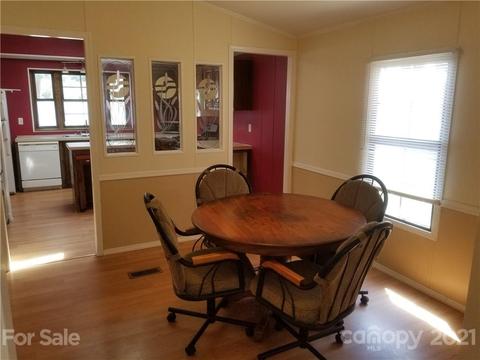 101 E Trace Dr, Newton, NC 28658 photo 6
