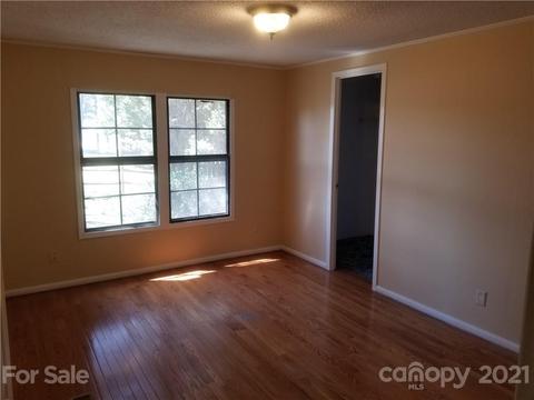 101 E Trace Dr, Newton, NC 28658 photo 16