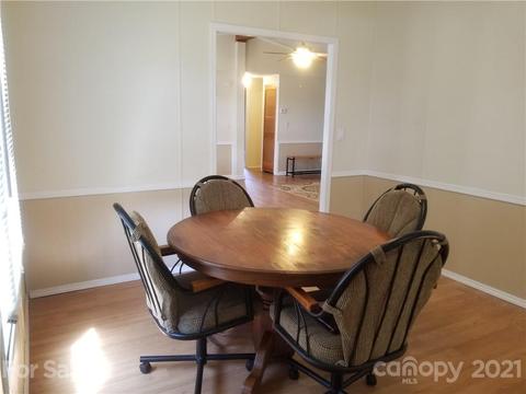 101 E Trace Dr, Newton, NC 28658 photo 7