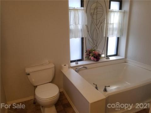 101 E Trace Dr, Newton, NC 28658 photo 26