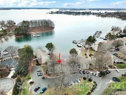 20357 Harborgate Ct #204, Cornelius, NC 28031 photo 2