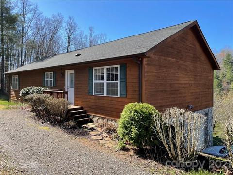 5 Hallaran Dr, Marshall, NC 28753 photo 1