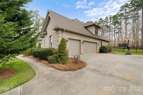 119 Burnell Pl, Davidson, NC 28036 photo 2