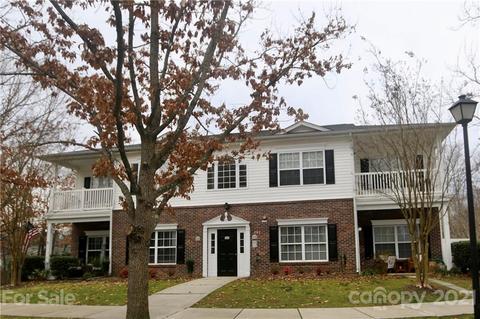 21146 Kimbrough Ln, Cornelius, NC 28031 photo 1