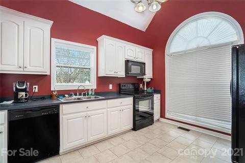 3253 Silver Fox Cir, Lancaster, SC 29720 photo 14