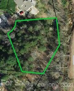 3715 Pinecrest Dr NE, Hickory, NC 28601 photo 1