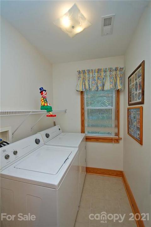 32 Rhett Dr, Flat Rock, NC 28731 photo 12
