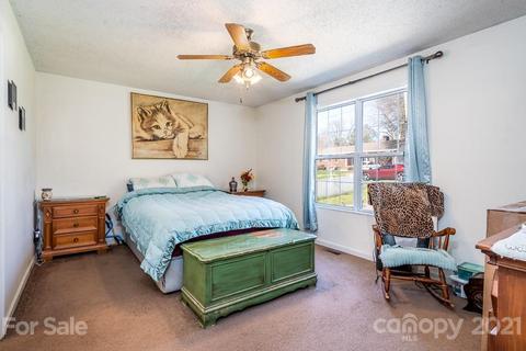 419 Easy St, Concord, NC 28027 photo 3