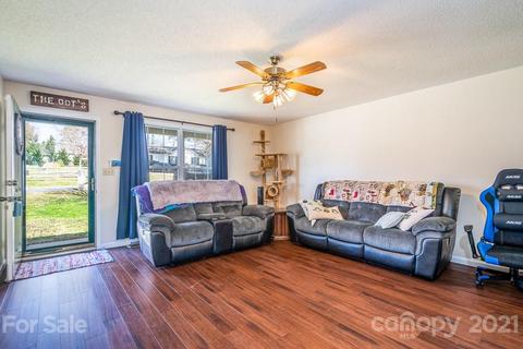 419 Easy St, Concord, NC 28027 photo 2