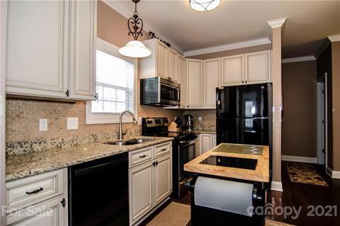 8902 Comstock Ct, Locust, NC 28097 photo 9