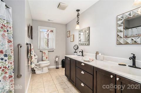 5225 Wolfe Rd, Hickory, NC 28601 photo 10