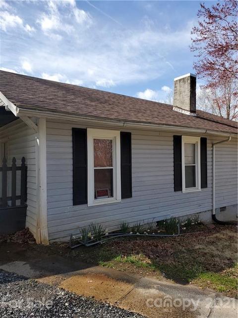 902 Union St E, Morganton, NC 28655 photo 7