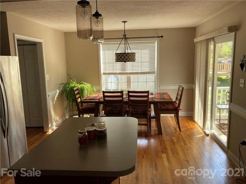 207 Pine Meadows St, Hickory, NC 28601 photo 9