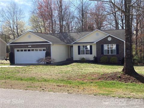 207 Pine Meadows St, Hickory, NC 28601 photo 1