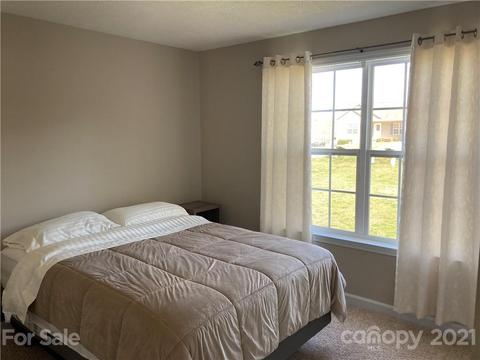 207 Pine Meadows St, Hickory, NC 28601 photo 14