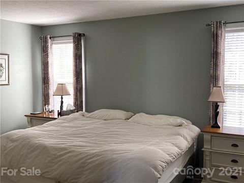 207 Pine Meadows St, Hickory, NC 28601 photo 11