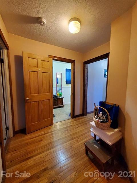 43 Cannon Rd, Clyde, NC 28721 photo 7