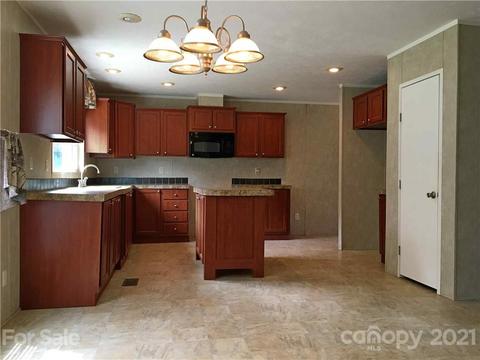 3853 Cimmeron Rd, Lancaster, SC 29720 photo 9
