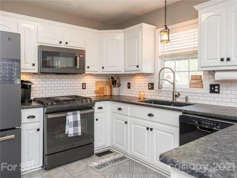 3272 Silver Fox Cir, Lancaster, SC 29720 photo 17
