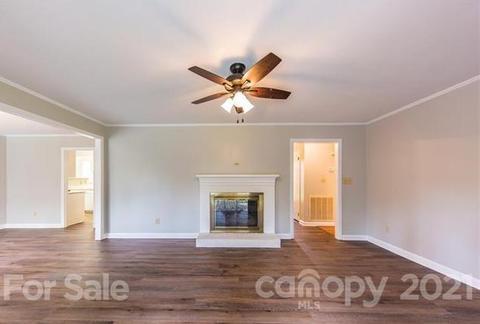 141 Vernon Dr, Davidson, NC 28036 photo 18