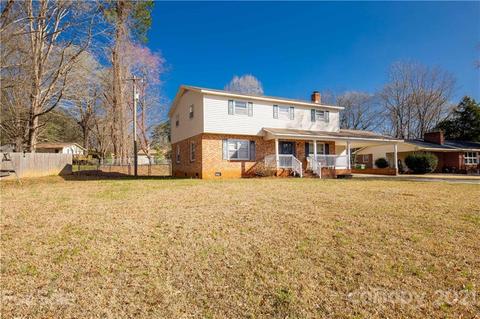 102 Colonial Ave, Lancaster, SC 29720 photo 3
