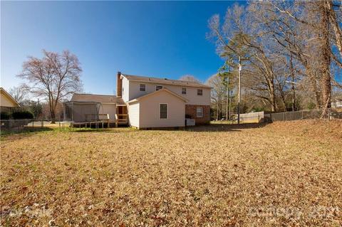 102 Colonial Ave, Lancaster, SC 29720 photo 33