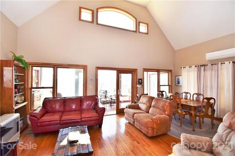 226 Hawk Holler Trl, Clyde, NC 28721 photo 5