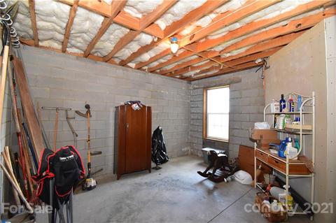 226 Hawk Holler Trl, Clyde, NC 28721 photo 23