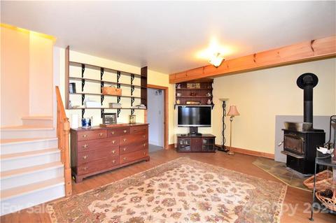 226 Hawk Holler Trl, Clyde, NC 28721 photo 21