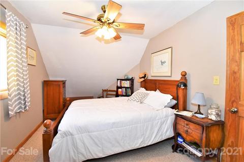226 Hawk Holler Trl, Clyde, NC 28721 photo 19