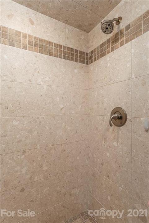 264 Chickadee Ln, Brevard, NC 28712 photo 13