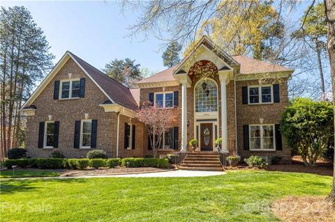 19025 Double Eagle Dr, Cornelius, NC 28031 photo 2