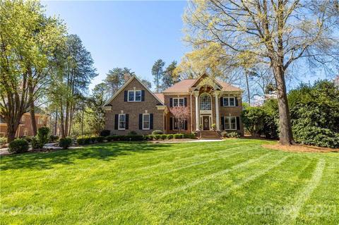 19025 Double Eagle Dr, Cornelius, NC 28031 photo 1