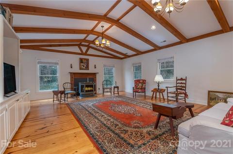 1980 Warrior Dr, Tryon, NC 28782 photo 8