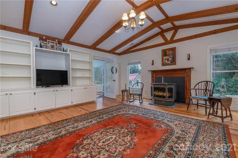 1980 Warrior Dr, Tryon, NC 28782 photo 11