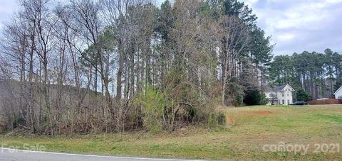 905 Killian Rd, Stanley, NC 28164 photo 2