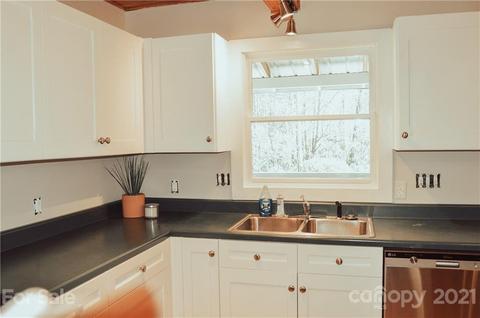 90 Thomas Rd, Spruce Pine, NC 28777 photo 8